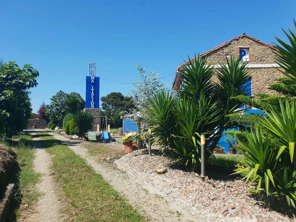 Pension Tabaza Carreno Exterior photo